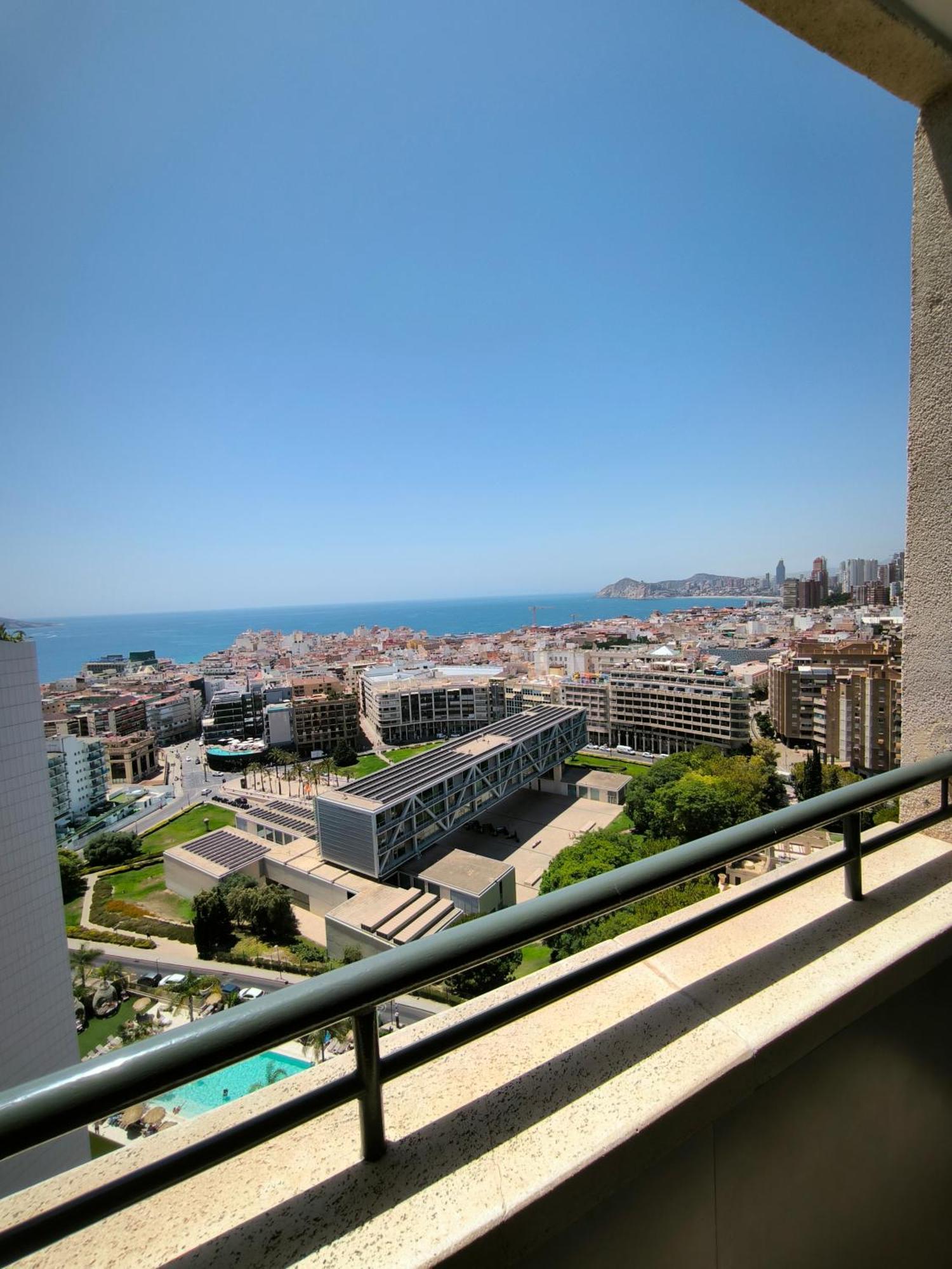 Apartamentos La Era Park Бенидорм Екстериор снимка